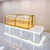 Gabinete de padaria de estilo simples