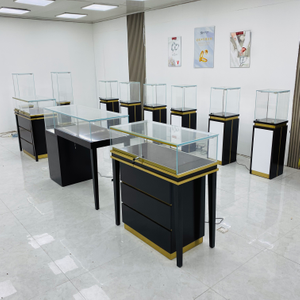 Gabinete de exibição de vidro com tira leve