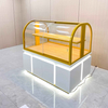 Gabinete de padaria de estilo simples